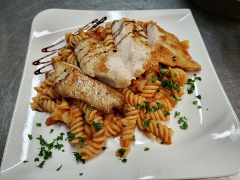 Warmer Spargel mit Salzkartoffeln
